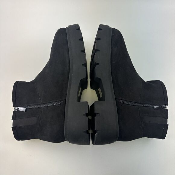 Torrid Lug Sole Bootie Pull On Short Black Faux Suede Fleece Lined 12 WW Wide - Picture 9 of 14